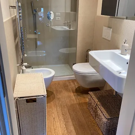 דירה Charming And Bright Flat Very Close To The Centre
